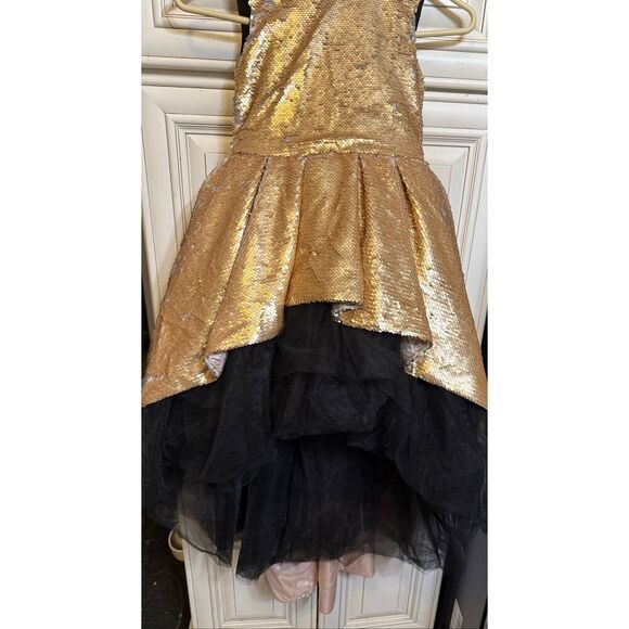 Custom Made Girls Sequined Sleeveless Tulle Hi-Low Dress Gold Black Size 5-6 - Picture 7 of 13